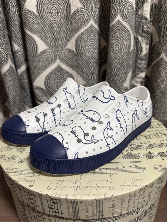 Native Shoes - Native Shoes Jefferson Whale Print Slip-Ons - Unisex M7/W9 Rare Print
